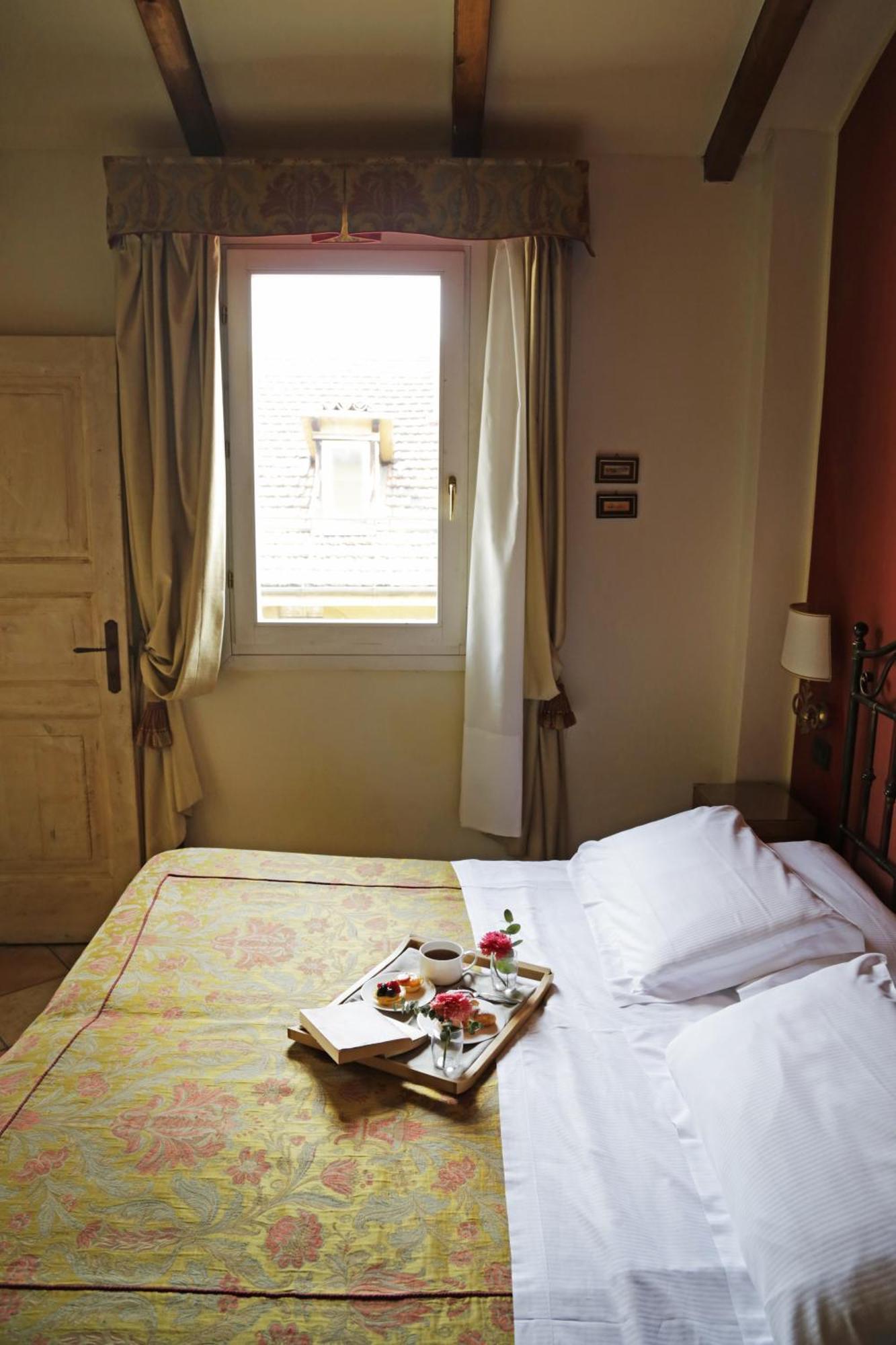 Albergo Delle Drapperie 볼로냐 외부 사진