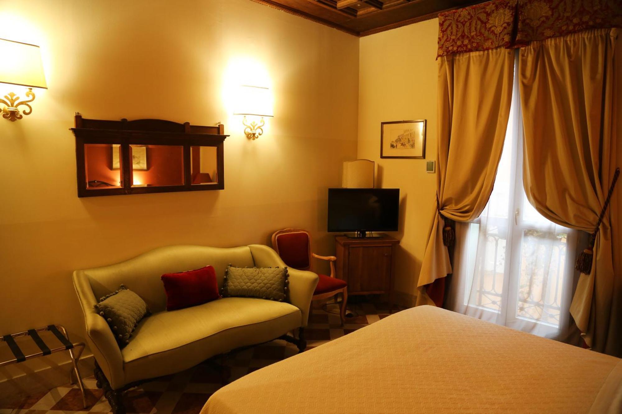Albergo Delle Drapperie 볼로냐 외부 사진